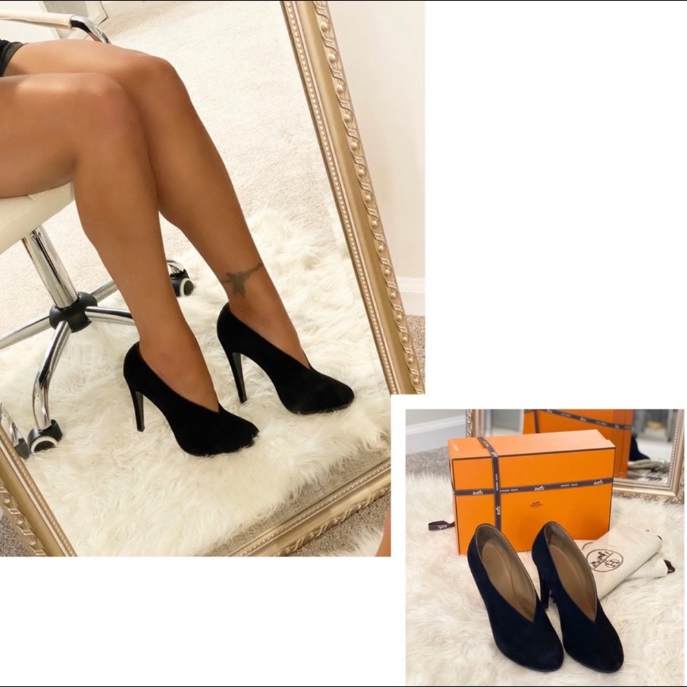 Authentic Hermès Florida Black Suede Pumps